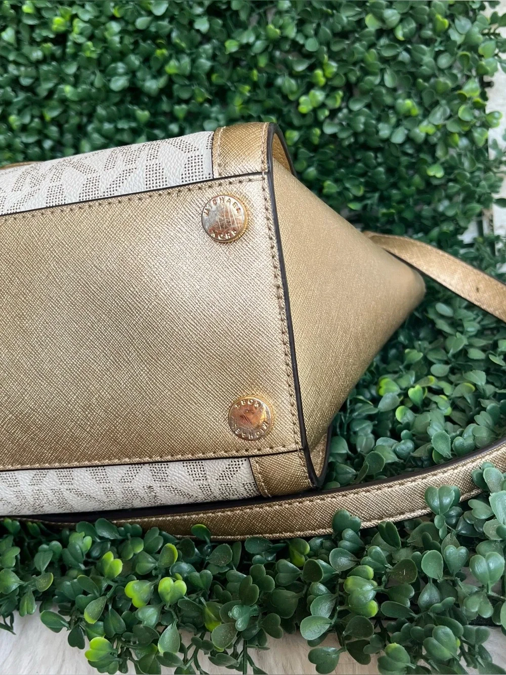 MICHAEL KORS Gold Signature Tina Raven Bedford Fulton Satchel Tote Crossbody